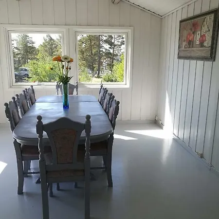 Teibernveien 86, Larkollen Dom wakacyjny