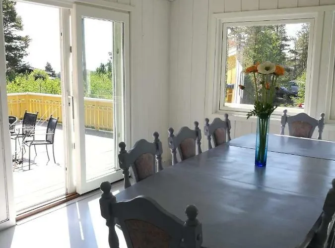 Nyaraló Teibernveien 86, Larkollen *